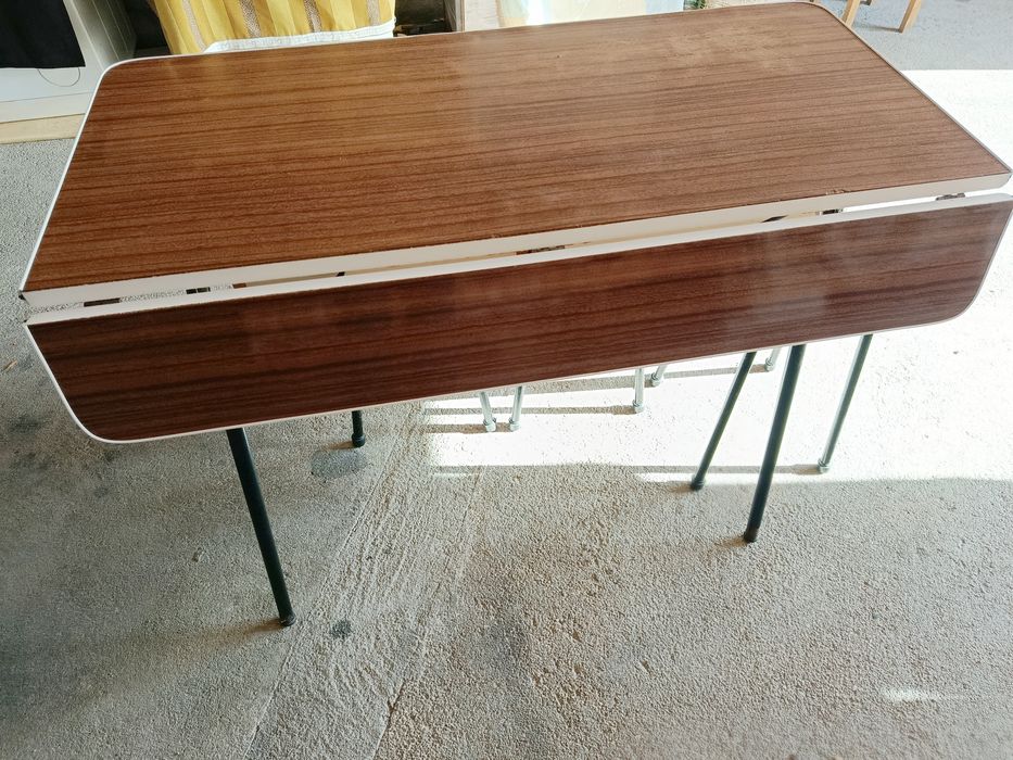 Mesa de cozinha com 1 aba