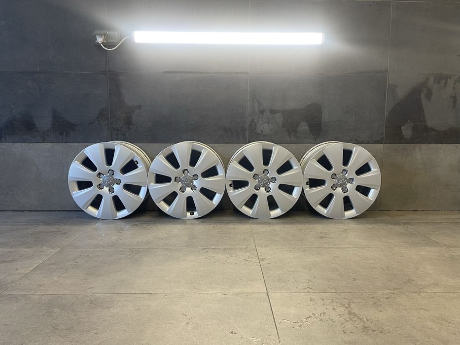 Felgi aluminiowe 17’ oryginalne Audi A4 B8 5x112