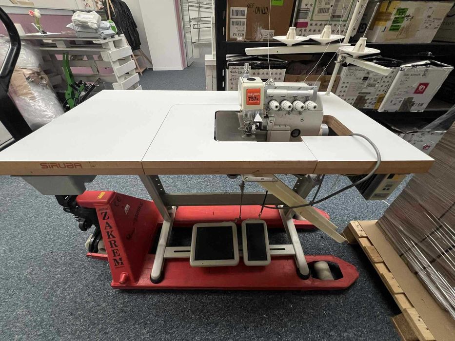 Owerlock 5-nitkowy 757F-516M2-35