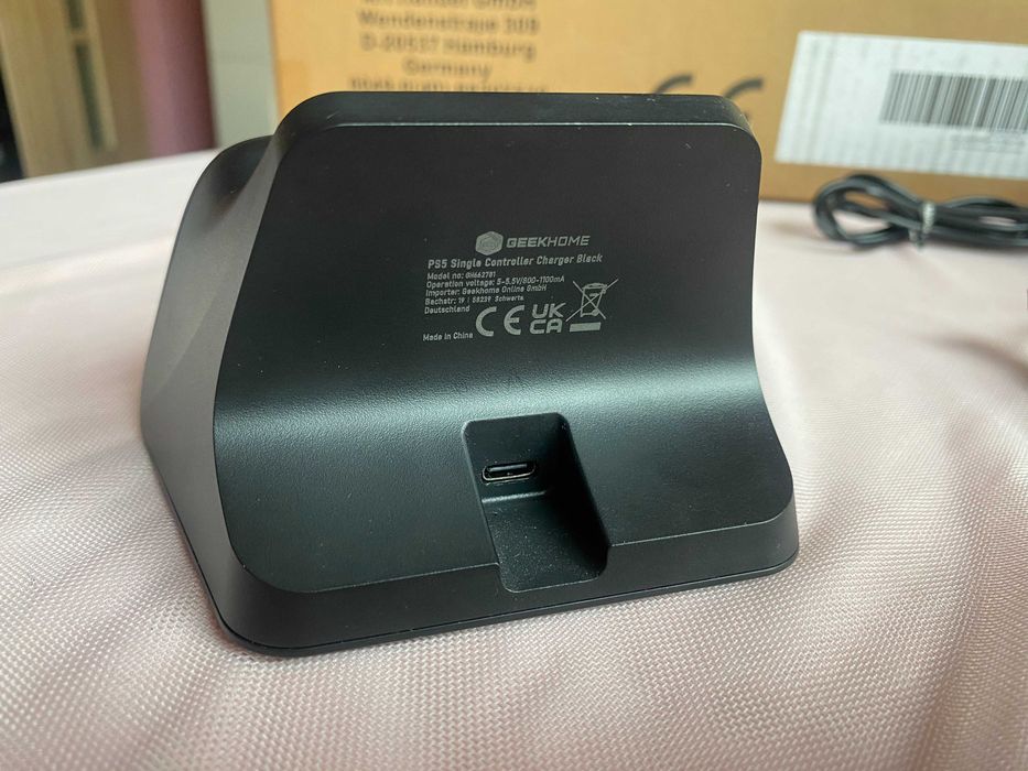 Ładowarka Stacja Dokująca do Kontrolera PS5 DualSense GeekHOME
