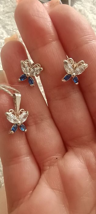 Delikatny komplet srebrny motylki Komunia prezent