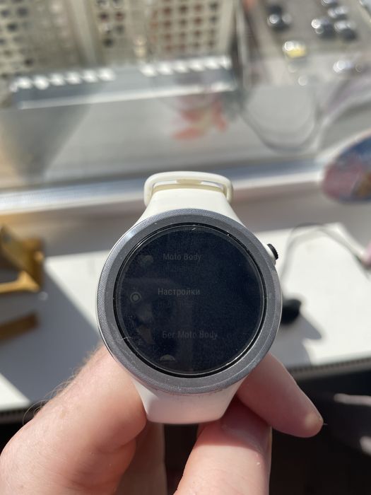 Годинник Moto 360 Sport - Білі Часи Motorola