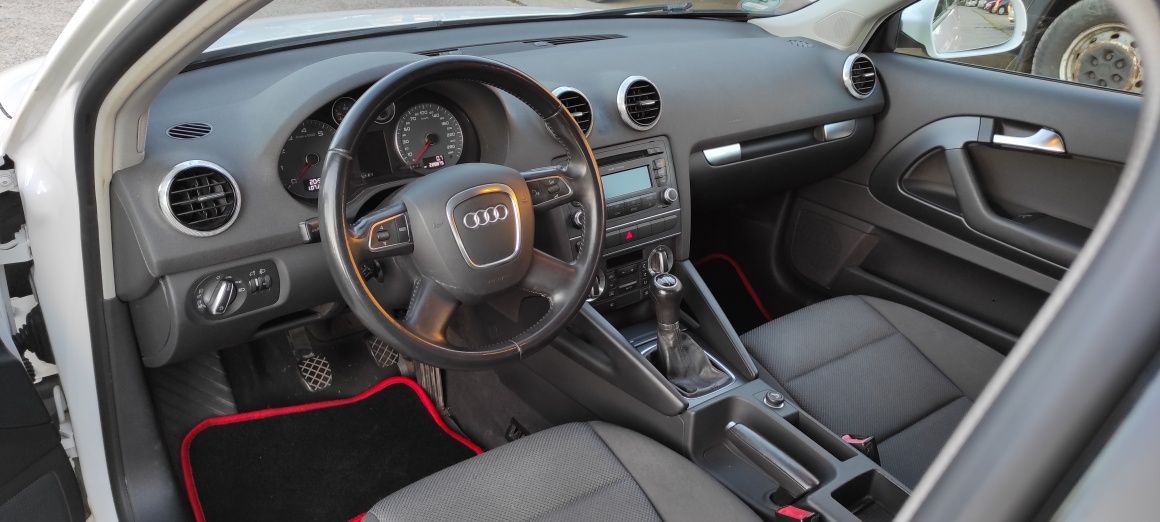 Audi A3 1.6 Mpi Lift biala ślicznotka Alu SPARCO