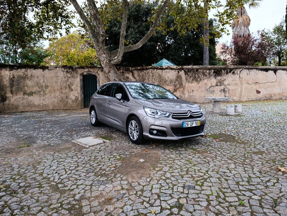 Citroën C4 impecável