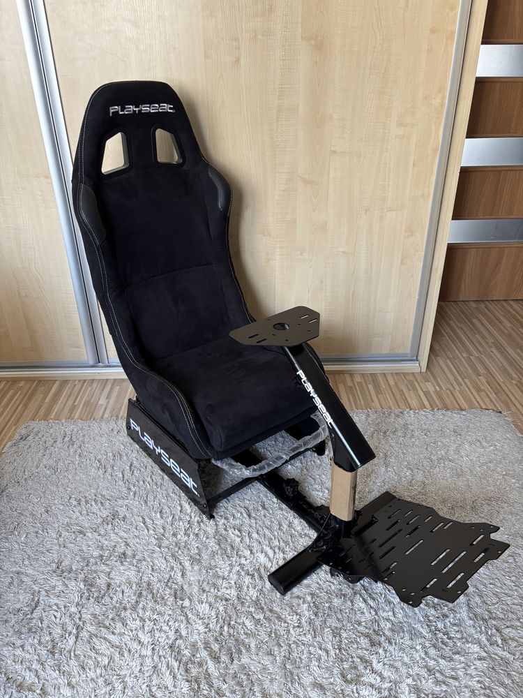 Zestaw fotel Playseat Evolution Alcantara + Playseat Seatslider sanki