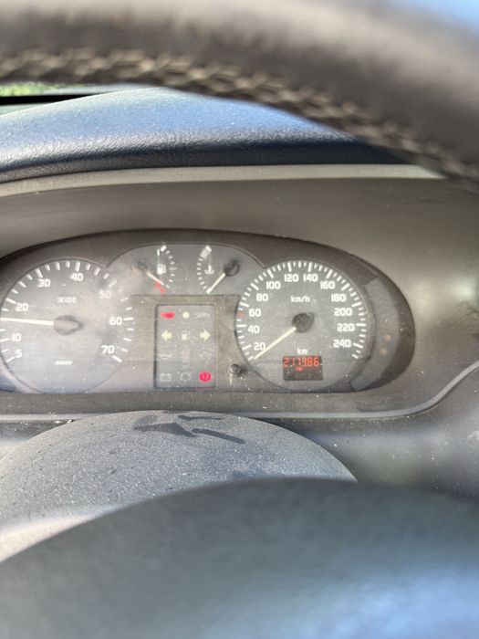Renault Scénic 1.4 (Ano 2000) – Fiável e económica