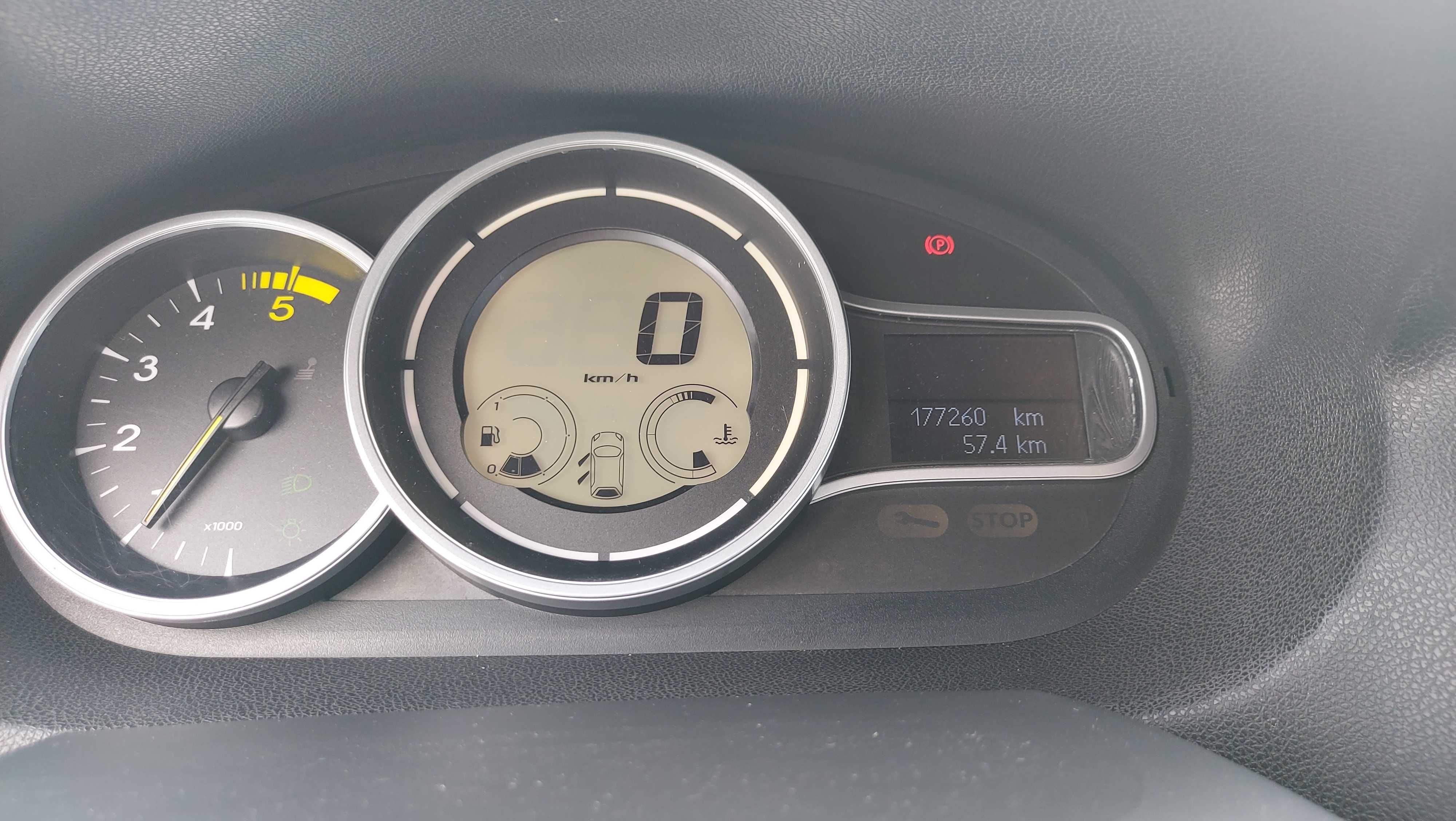 RENAULT MEGANE III lift 2014r. 1,5D 95KM