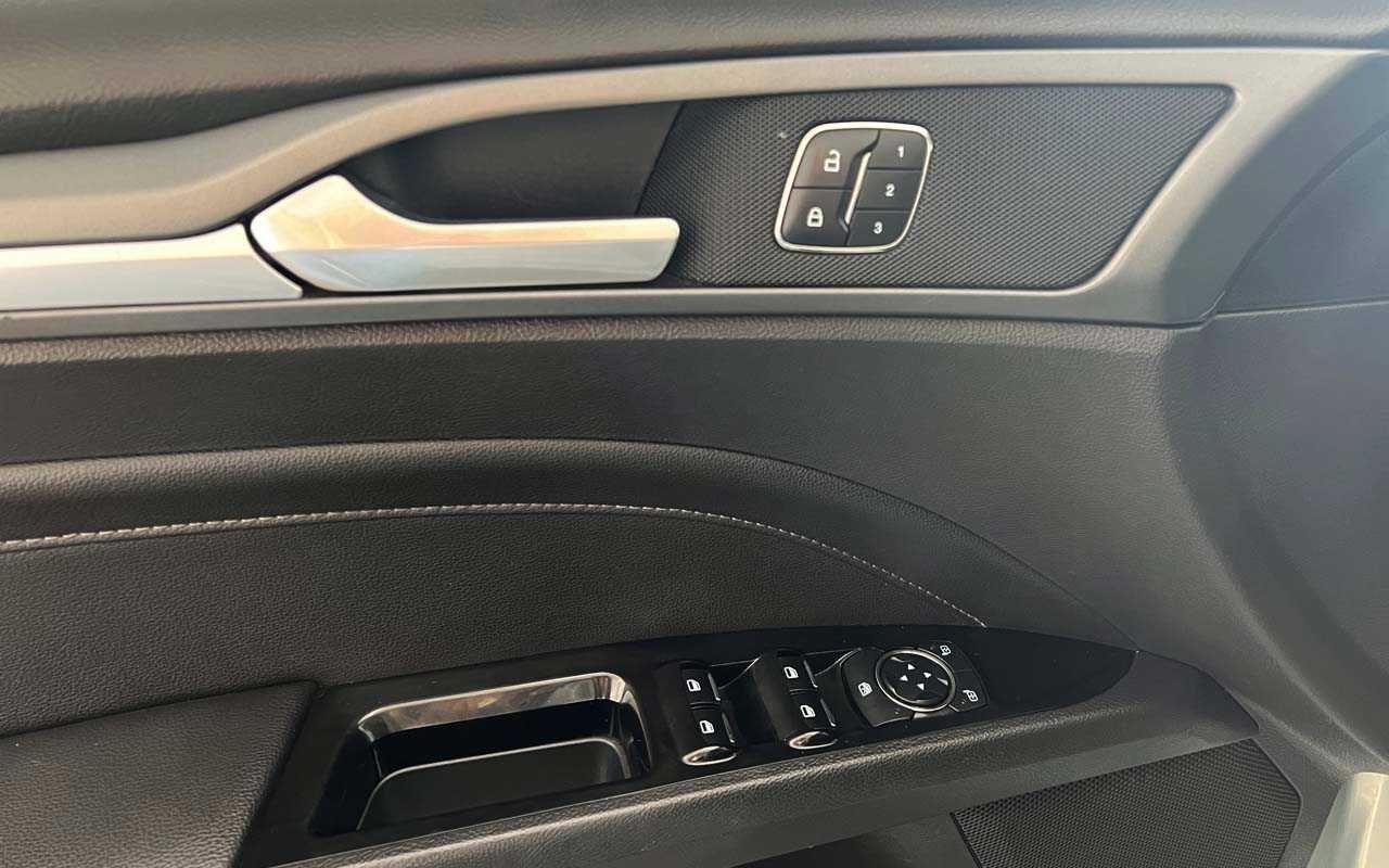 Ford Fusion 2013