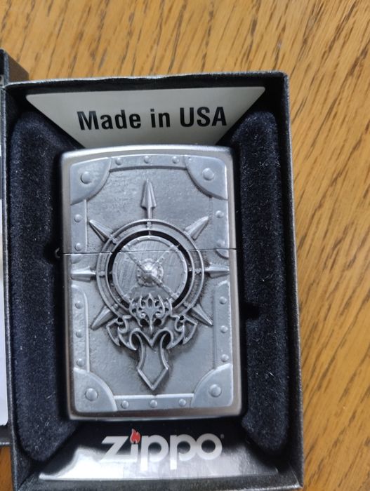 Sprzedam zapalniczkę ZIPPO