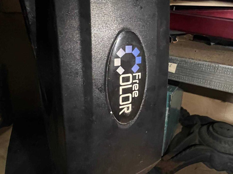 LED WASH голова Free color W3610 - 2 штуки
