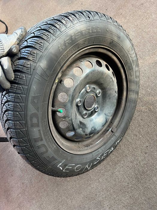 5x112 kola  zimowe Seat Leon, golf  , A3  195/65/15 Fulda