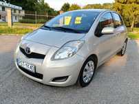 TOYOTA YARIS 1.3 benzyna 90tyś km SKRZYNIA AUTOMATYCZNA klimatyzacja