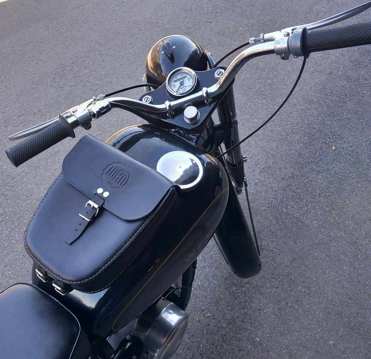 WFM 1955 M06 1956 WSK Kratka na Zbiornik Bagażnik Sakwa Torba Skóra