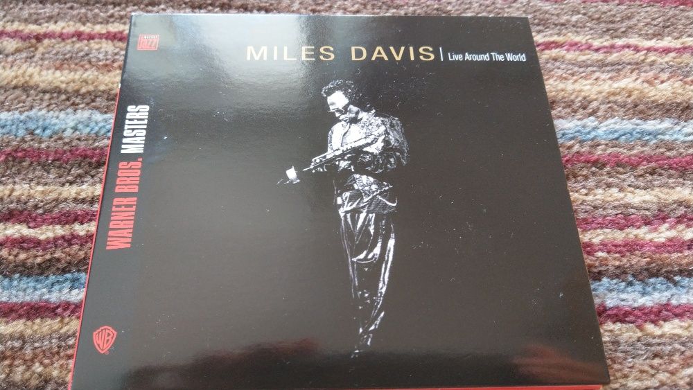 Miles Davis - Live Around The World