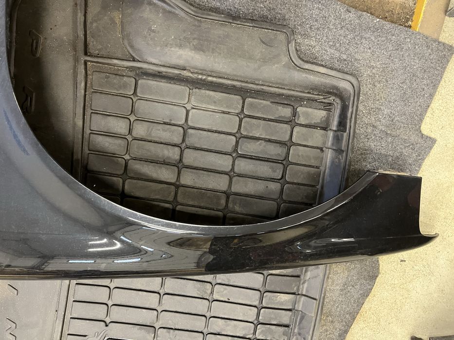 Bmw e36 błotnik lewy  lift,sedan,kombi,compact cosmosschwartz metallic