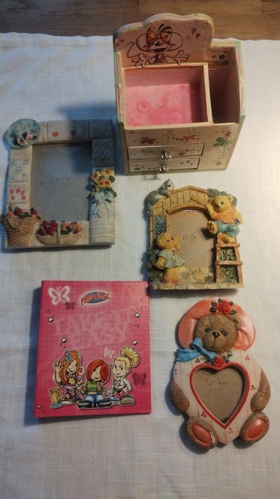 Oddam za darmo, to co na zdjęciach.