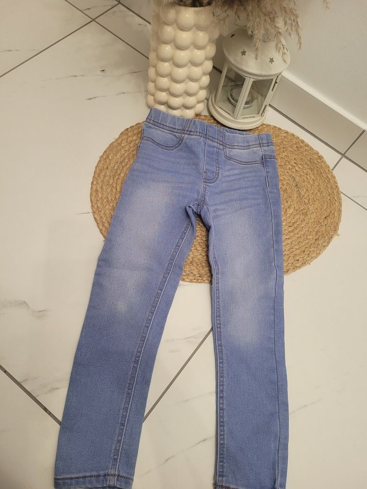 Jeansy ze stretchem rozmiar 110