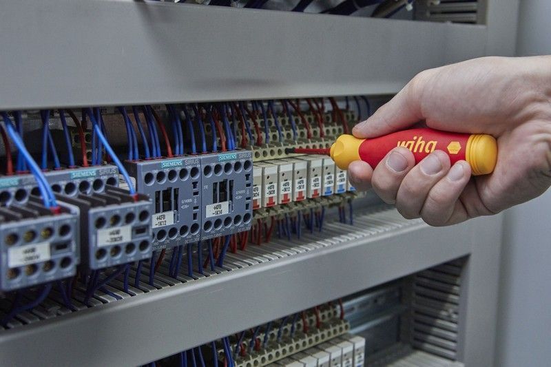 Wkrętak Z Magazynkiem Bitów Pocketmax Electric, 4 Bity