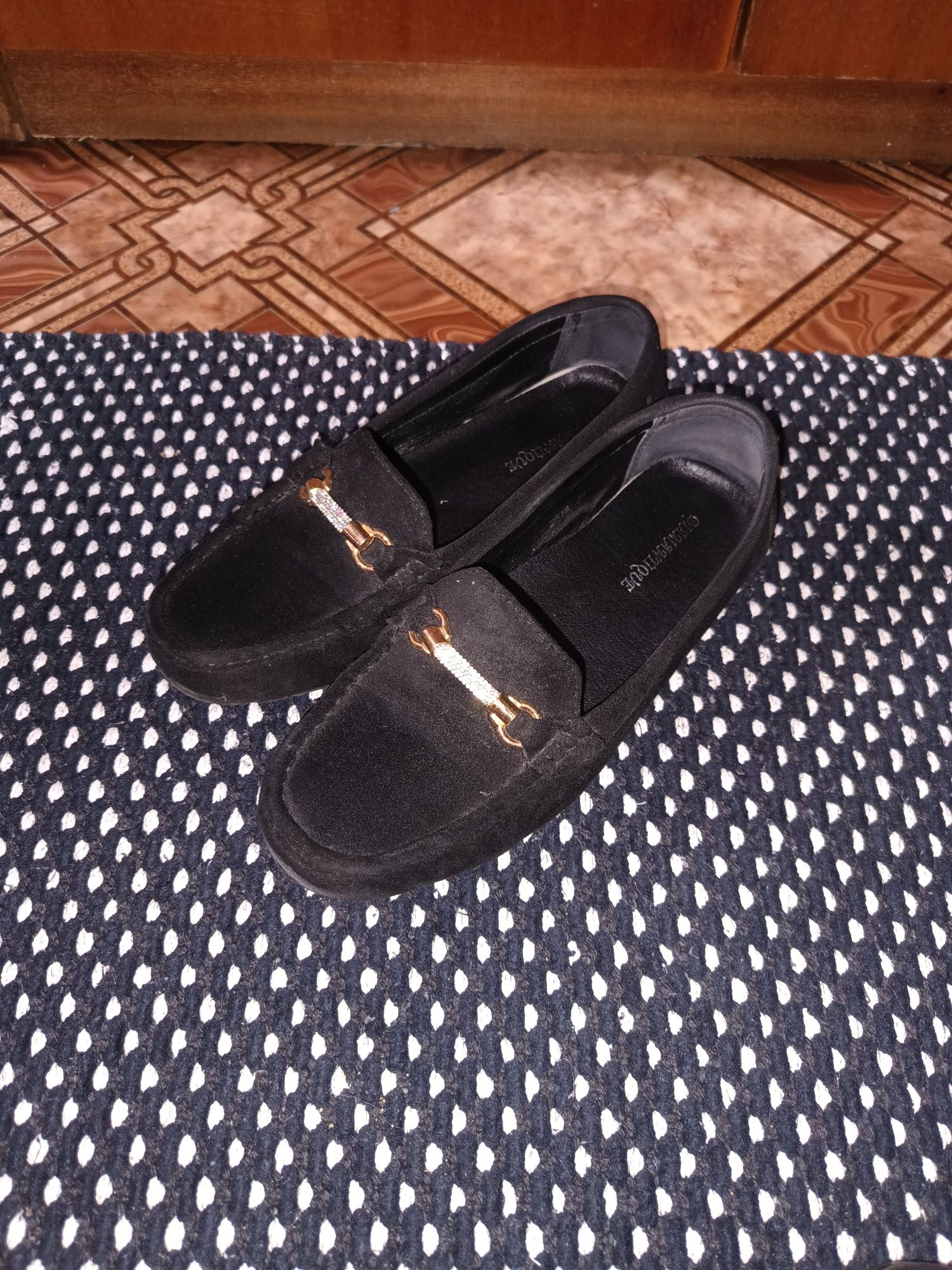 Buty damskie                 .