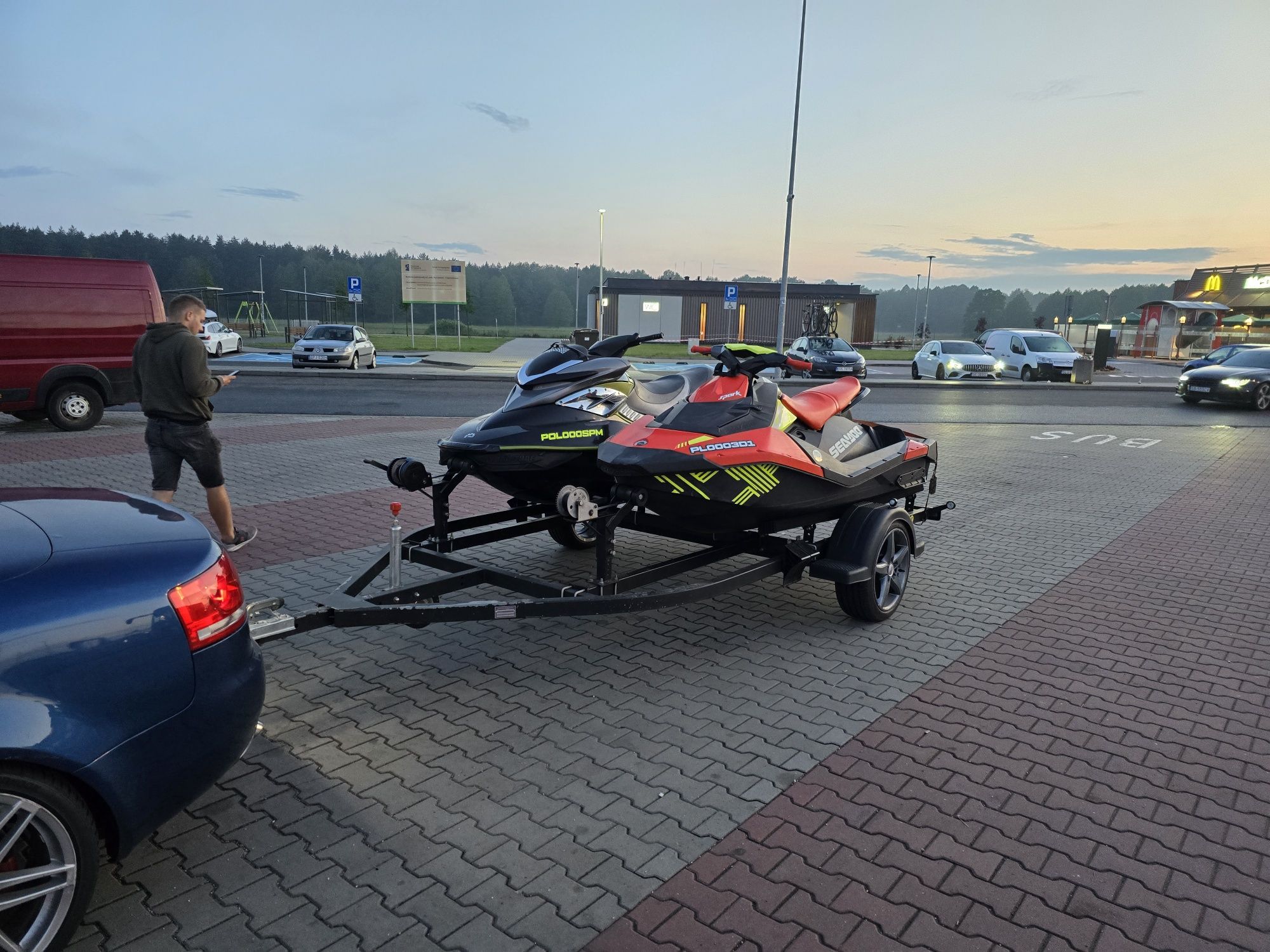 Wynajem przyczepy pod dwa skutery wodne DMC 750kg Seadoo Spark Yamaha