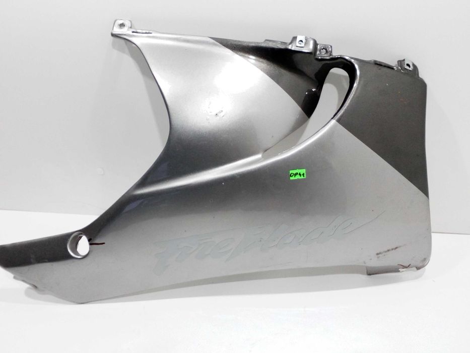 Honda cbr 900 sc33 pług prawy owiewka silnika osłona