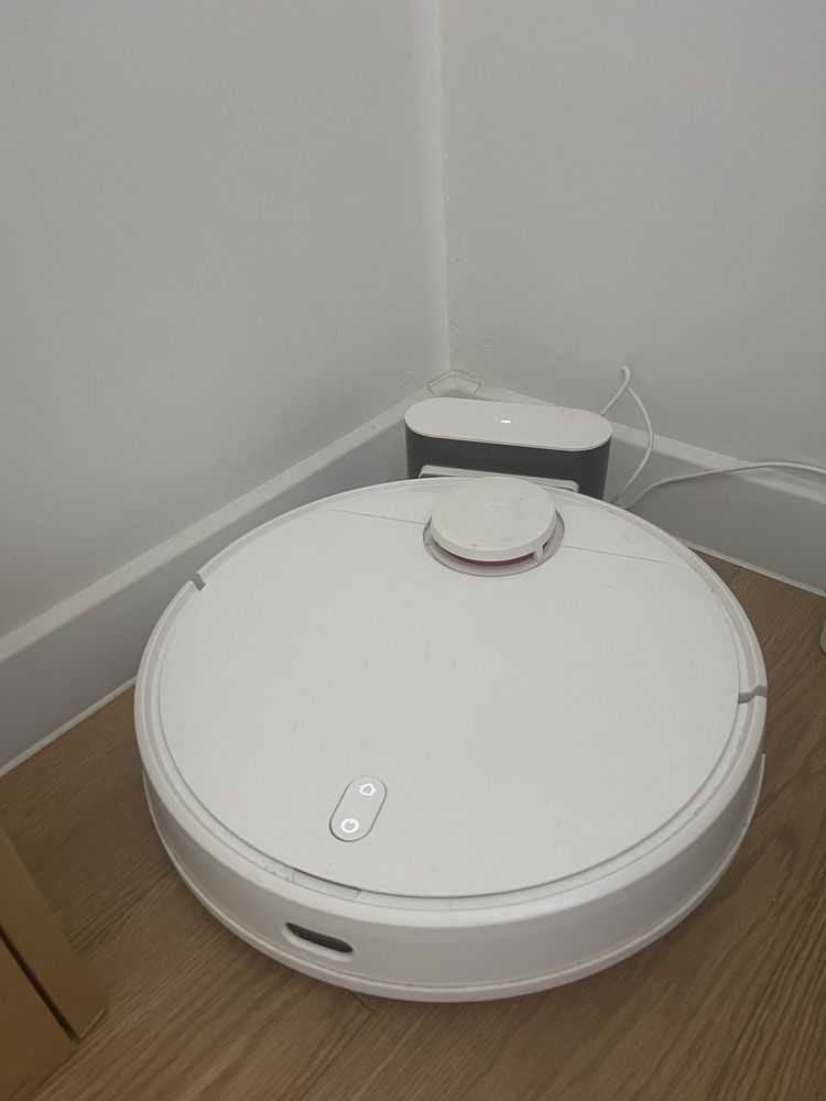 MI Robot Vacuum пылесос