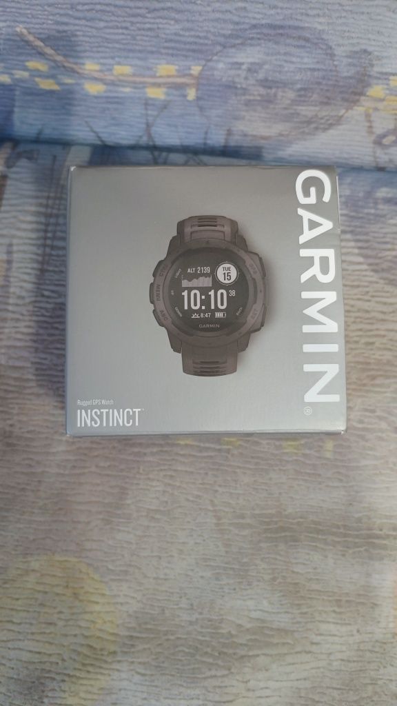 Garmin instinct смарт годинник