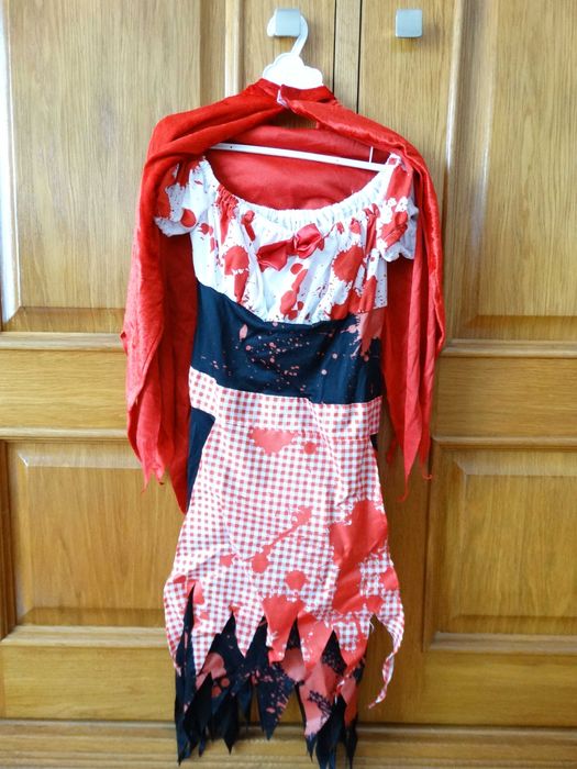 Fato do capuchinho vermelho carnaval