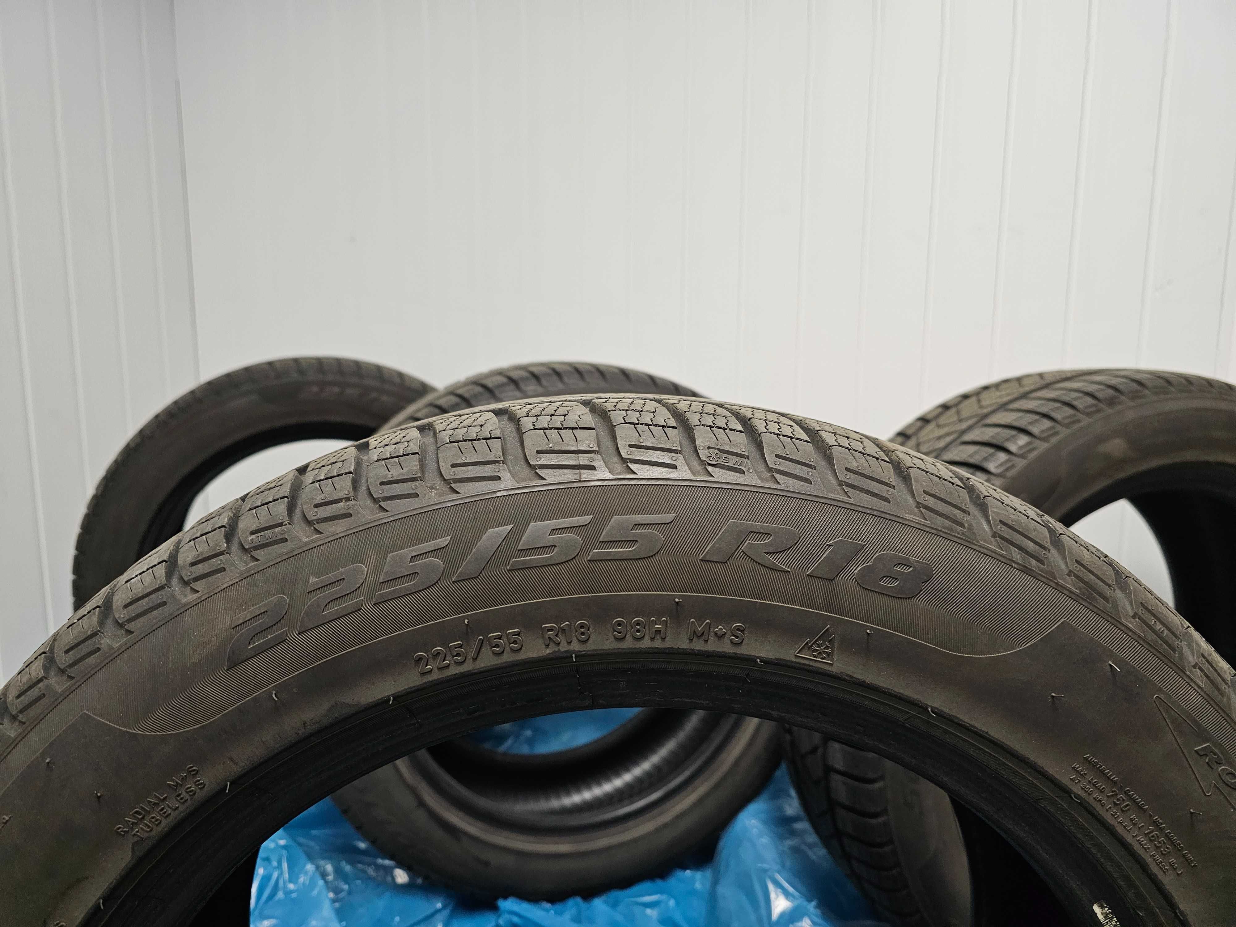 Komplet 4 opony zimowe Pirelli SottoZero Serie 3 225/55 R18 98 H SUV