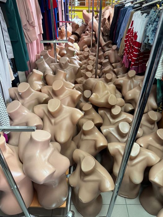 Манікен пластиковий жіночий (є ОПТ)