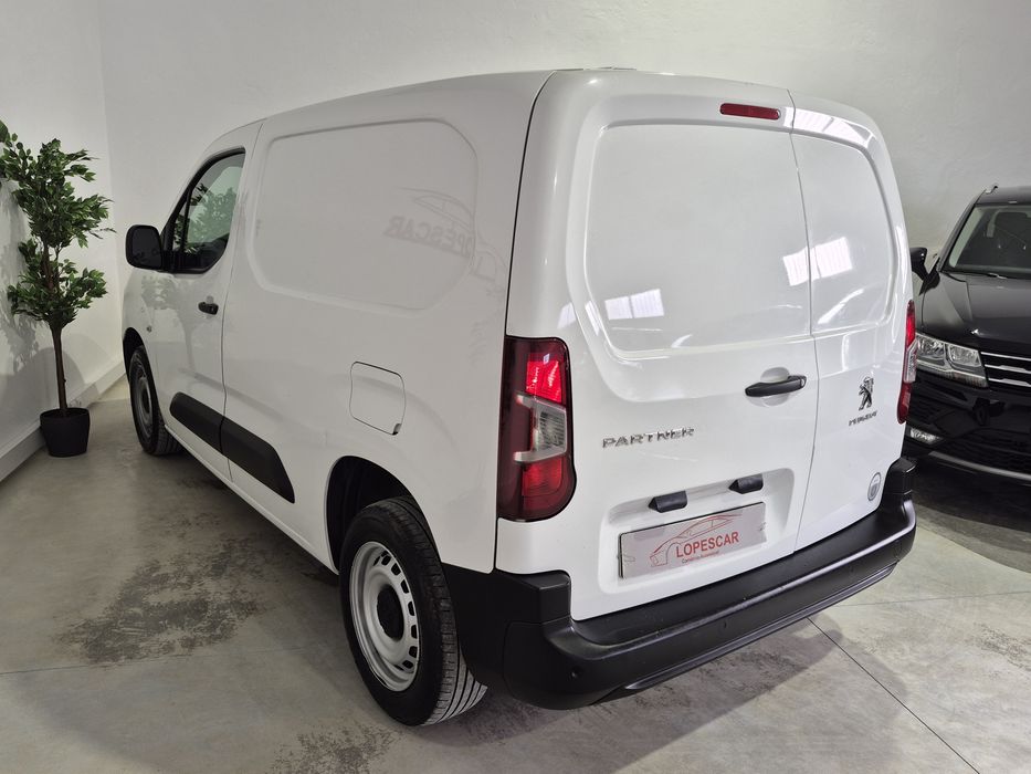 Peugeot Partner 1.6HDI - 140.000KM - 3 LUG. | GARANTIA | NACIONAL