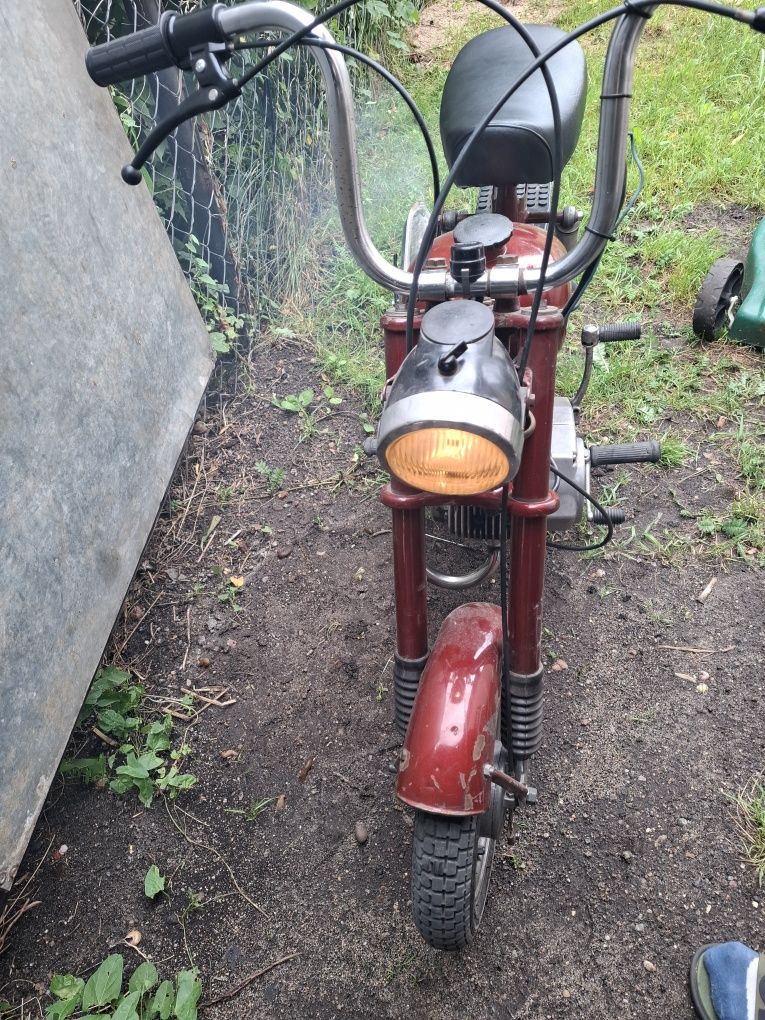 Sprzedam motorynkę w orginale z plombami