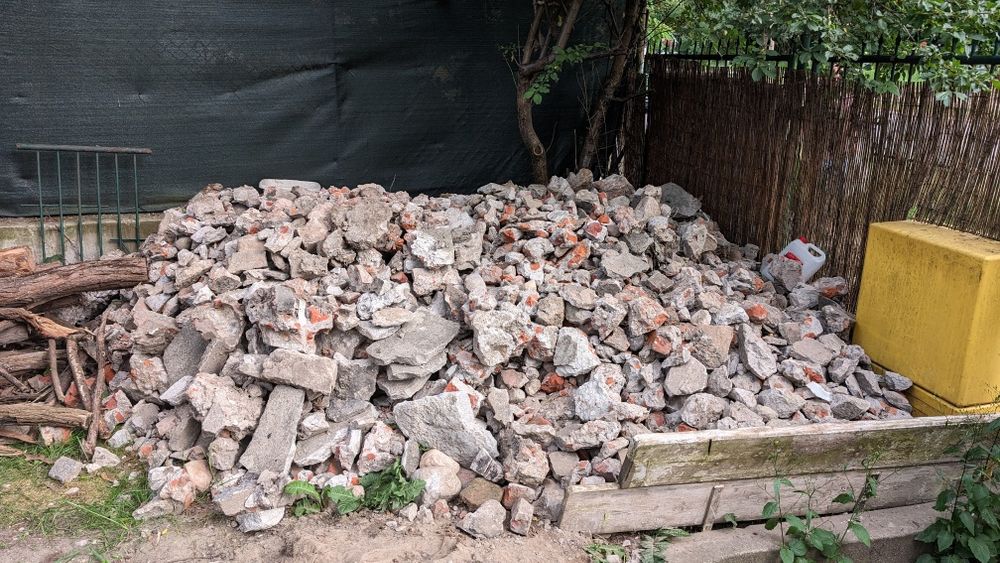 Oddam gruz beton kamienie