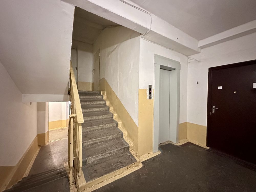 Продаж 2 кім. по вулиці Брацлавська