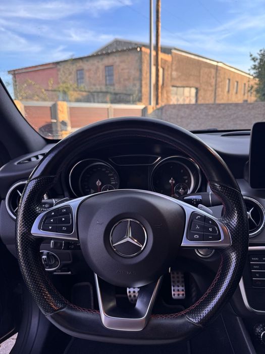 Mercedes-Benz CLA 200d AMG Line