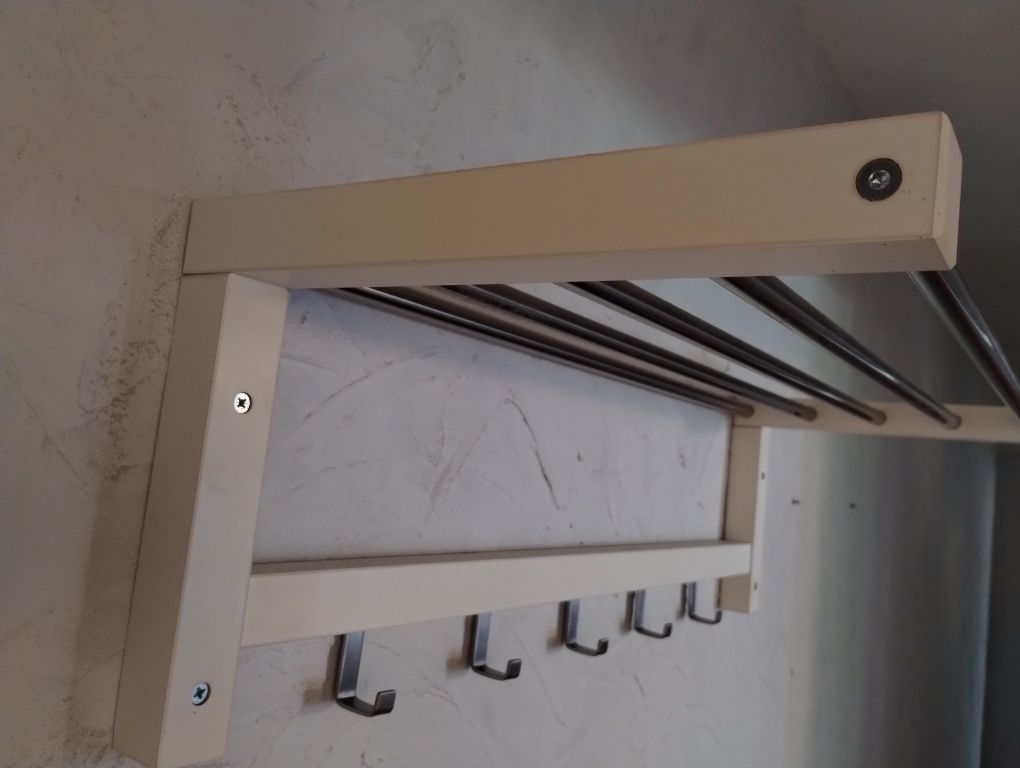 IKEA Tjusig półka na kapelusze wieszak do przedpokoju