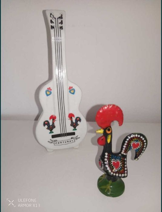 Galo Barcelos 7cm Guitarra Barcelos 13,5cm