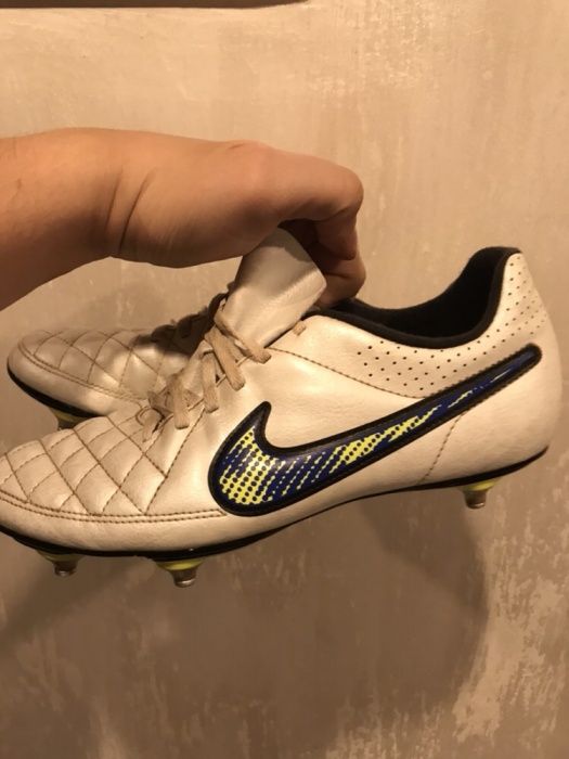 Wkręty/Korki Nike tiempo 40 26CM