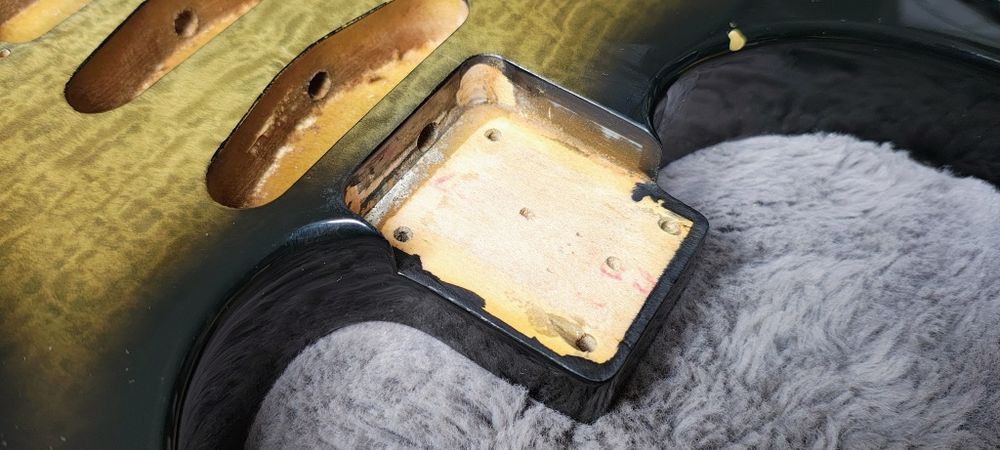Korpus gitary elektrycznej MIJ