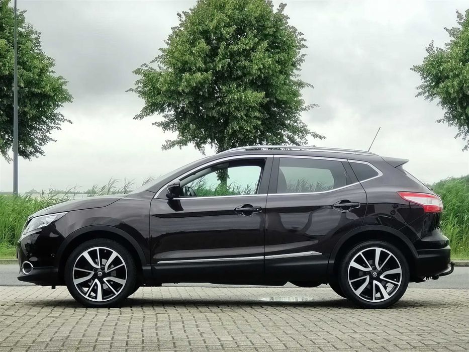 Nissan Qashqai      2015