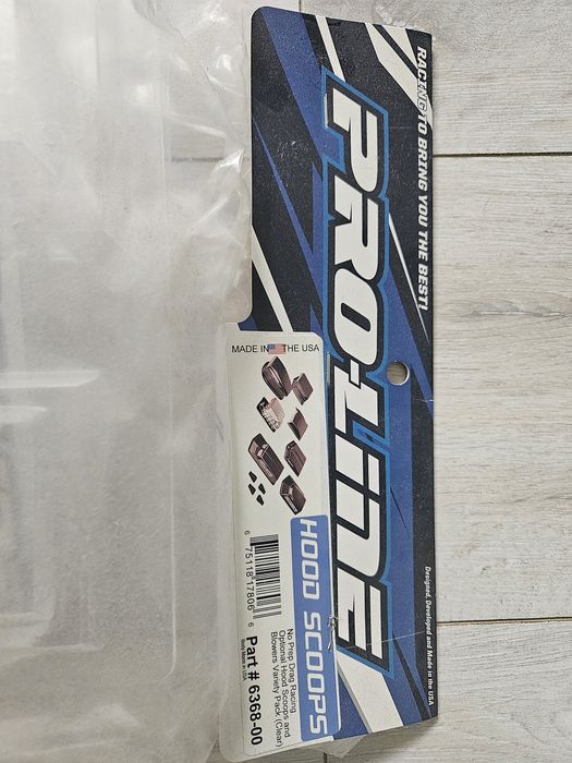 Pro-Line Hood Scoops, nowe wloty powietrza 1/10.Traxxas Arrma