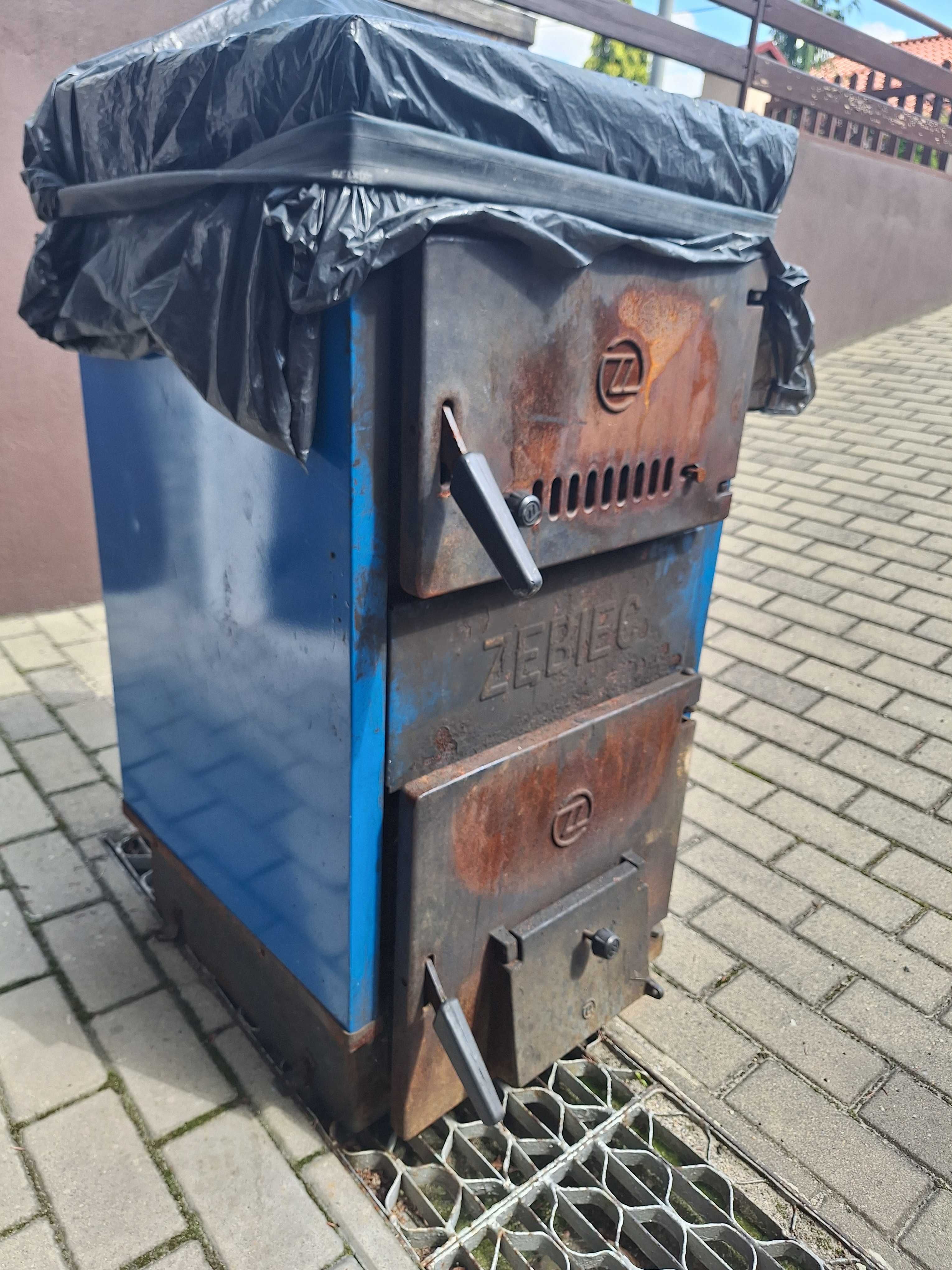 Stary piec węglowy zębiec