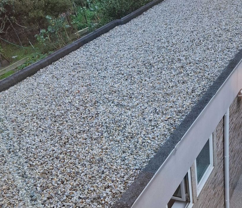 Pedra branca e outras cores