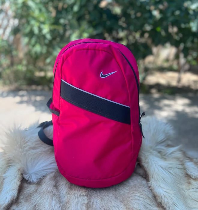 Plecak różowy Nike