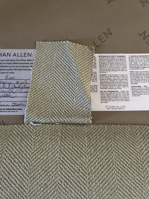 Sofá Ethan Allen — Novo, vem dos  EUA