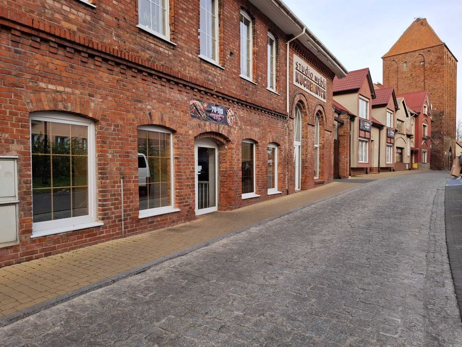 Lokal użytkowy w centrum Sławna  100 m2