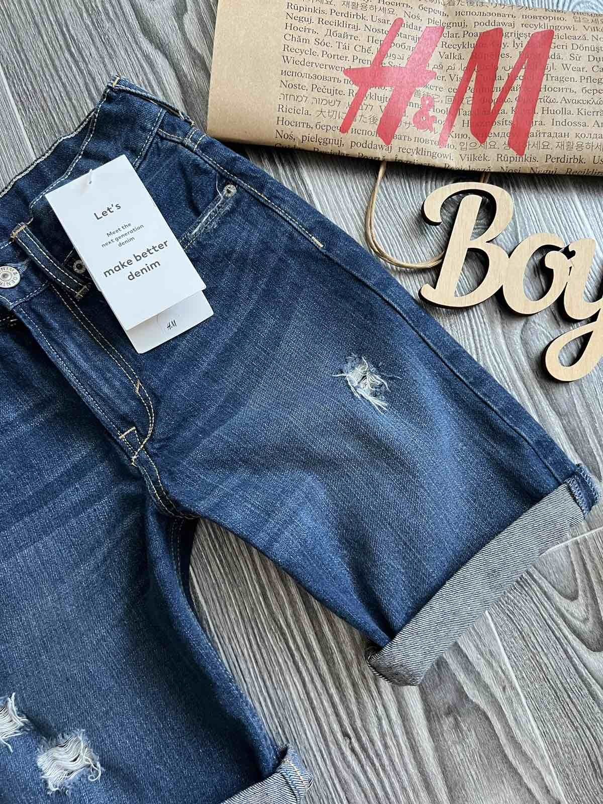 Новые джинсовые шорты H&M на мальчика. Размер 8 - 9 лет.