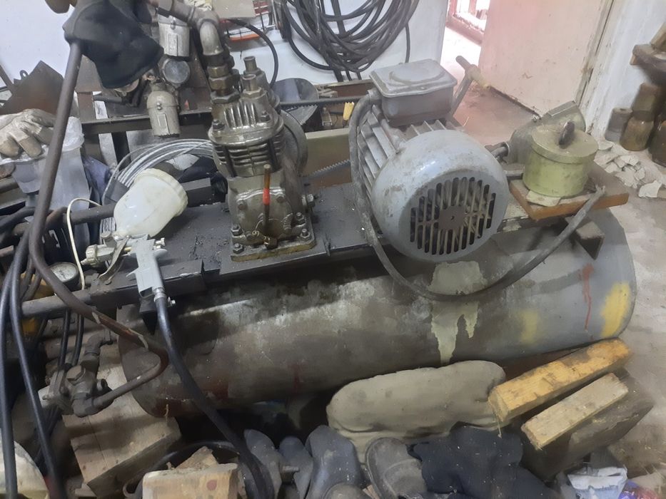 Kompresor sprężarka 2,2 KW 100 litrów