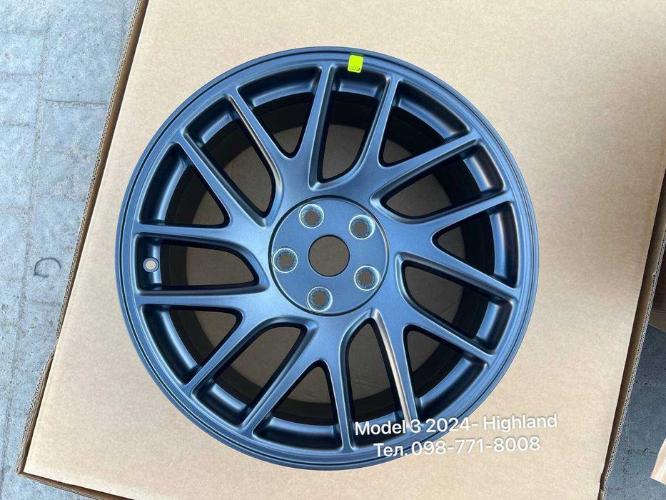 Оригінал Новий Диск диски R 18 Tesla Model 3 Highland 24 1344221-00-B