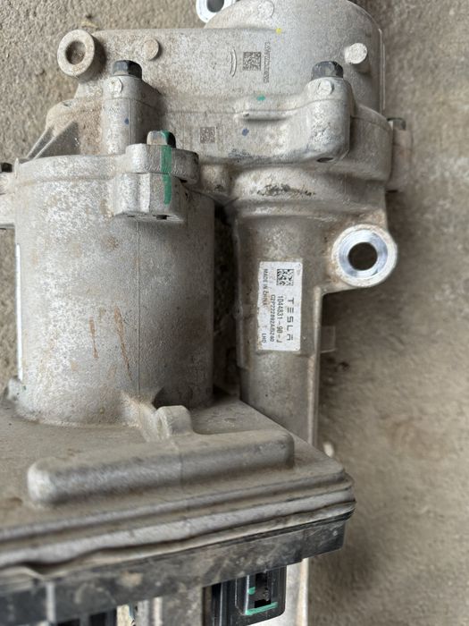 Рейки рульові tesla model 3/Y